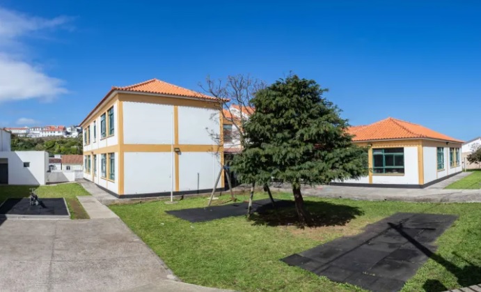 Escola EB/JI de Vila Nova